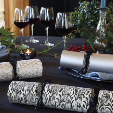 Chic Monochrome Black & White Christmas Crackers – 13in Set of 6 | Decor Sanctuary Quality Home Decor Garden & Outdoor Living and Gifts