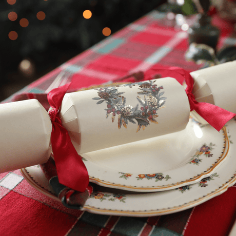 Eco Wreath Christmas Crackers – Plastic - Free FSC 14in Set of 8 | Decor Sanctuary Quality Home Decor Garden & Outdoor Living and Gifts