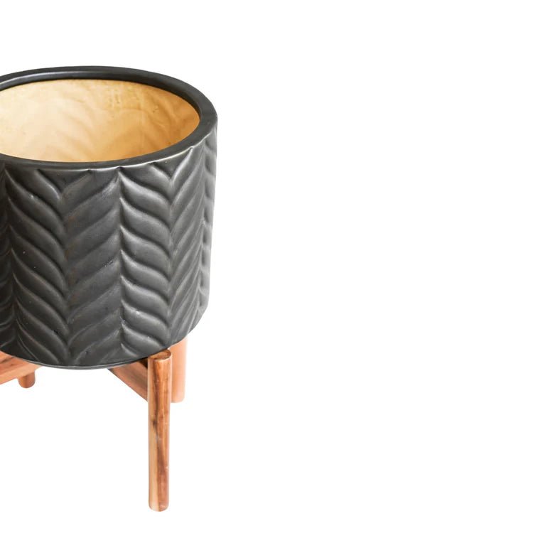 Large Mercury Grey Indoor Planter With Stand - Embossed Chevron Pattern Luxury Home Decor Garden & Outdoor And Gifts