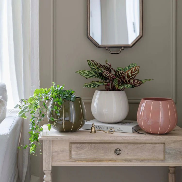 Neutral Cream Striped Planter - Uses Exclusive Wax Relief Luxury Home Decor Garden & Outdoor And Gifts