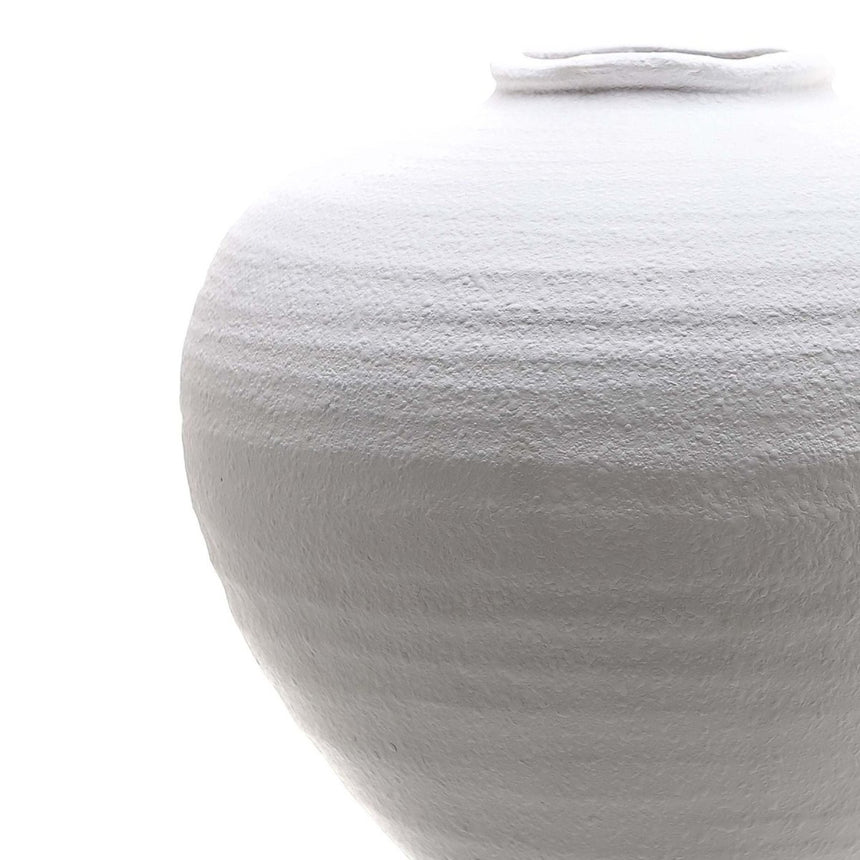 Regola Large Matt White Ceramic Vase - Decorative Ceramic Vases UK Luxury Home Decor Garden & Outdoor And Gifts