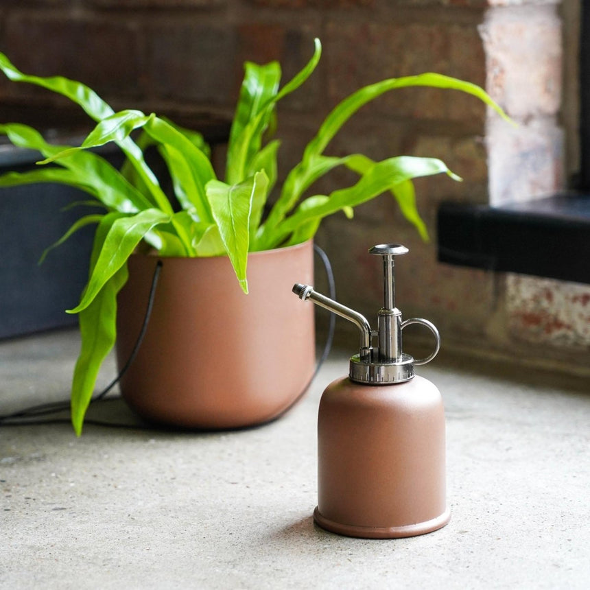 Royal Kew Gardens Metal Plant Mister - Matt Copper Finish & Comes in a Gift Box Luxury Home Decor Garden & Outdoor And Gifts