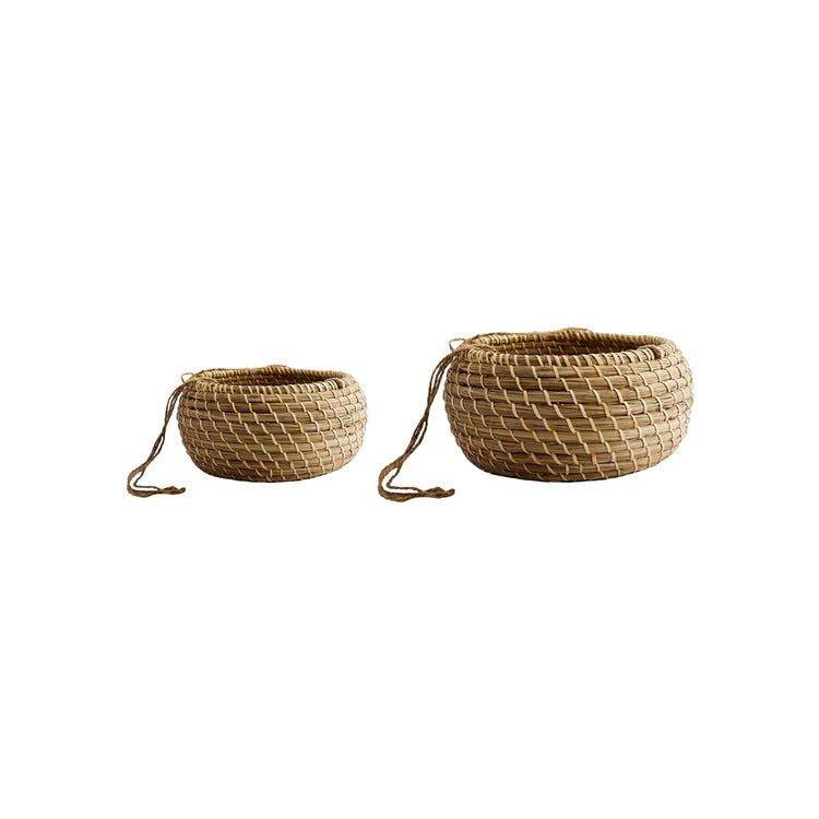 Set of 2 Seagrass Indoor Hanging Baskets - Perfect For Trailing Plants Luxury Home Decor Garden & Outdoor And Gifts