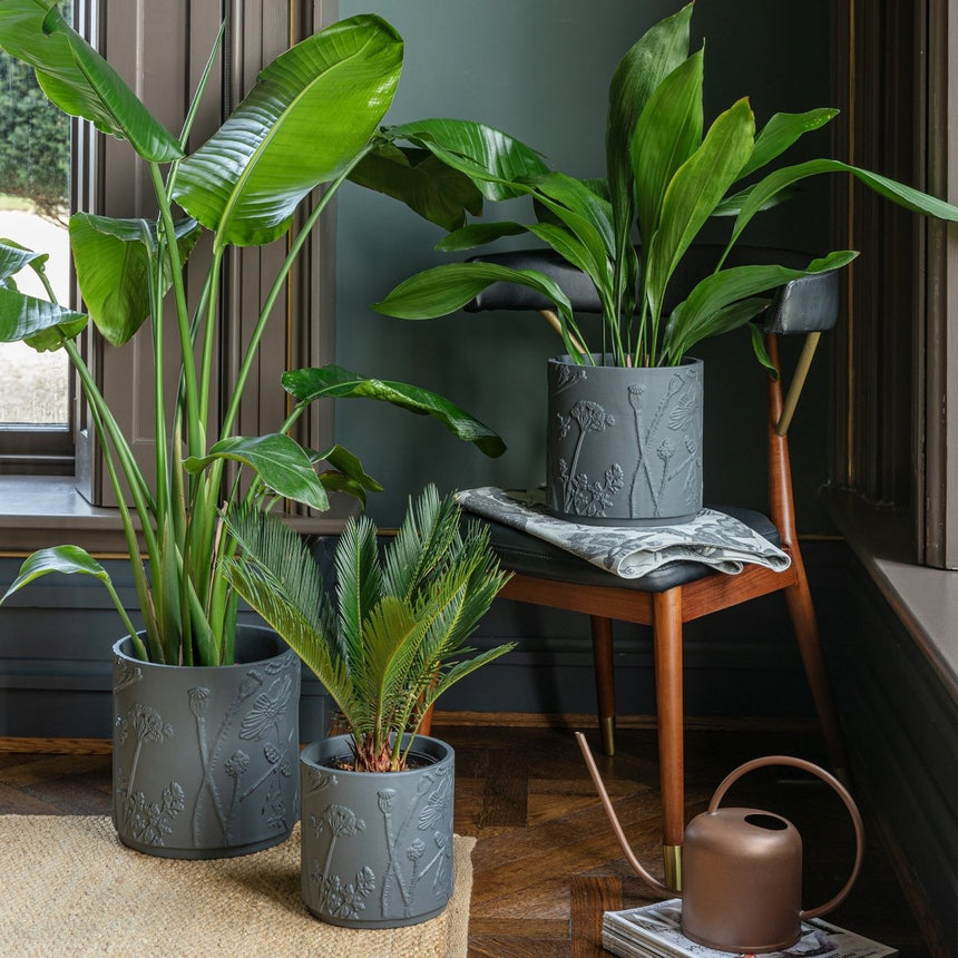 Small Kew Gardens Stoneware Dark Grey Indoor Planter - Handmade With a Meadow Flowers Embossed Pattern Luxury Home Decor Garden & Outdoor And Gifts