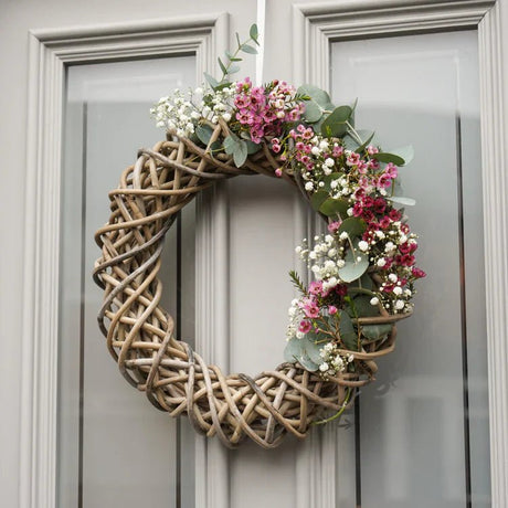 Christmas Artificial Wreaths & Garlands - Decor Sanctuary UK