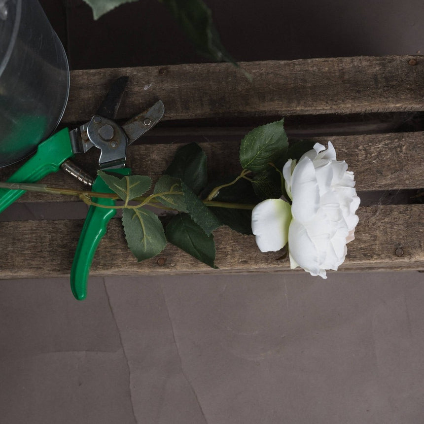Blush Garden Rose - Realistic Artificial Flower Single Stem Luxury Home Decor Garden & Outdoor And Gifts