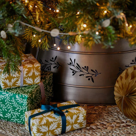 Bronze Cut Out Mistletoe Tree Skirt Quality Home Decor Garden & Outdoor Living and Gifts
