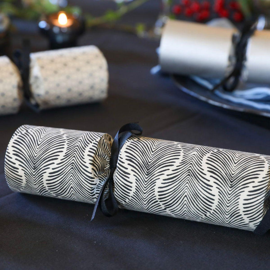 Chic Monochrome Black & White Christmas Crackers – 13in Set of 6 | Decor Sanctuary Quality Home Decor Garden & Outdoor Living and Gifts
