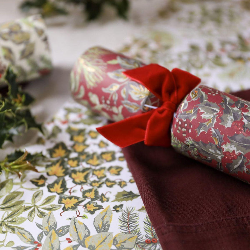 Festive Botanical Red Eco Christmas Crackers – FSC Mix 13in Set of 6 | Decor Sanctuary Quality Home Decor Garden & Outdoor Living and Gifts