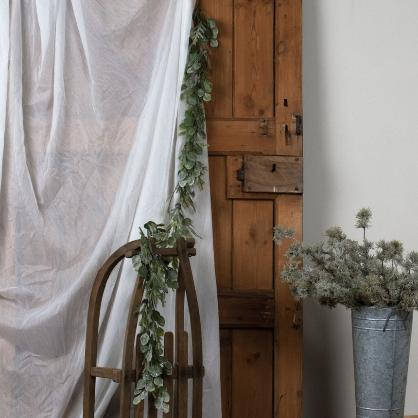 Frosted Pine And Eucalyptus Garland Luxury Home Decor Garden & Outdoor And Gifts