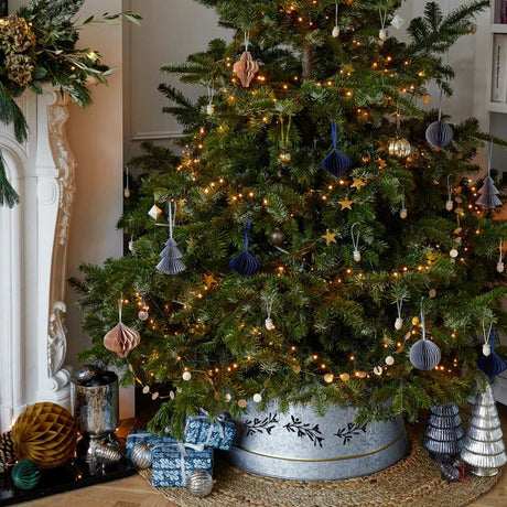 Galvanised Cut Out Mistletoe Tree Skirt Quality Home Decor Garden & Outdoor Living and Gifts
