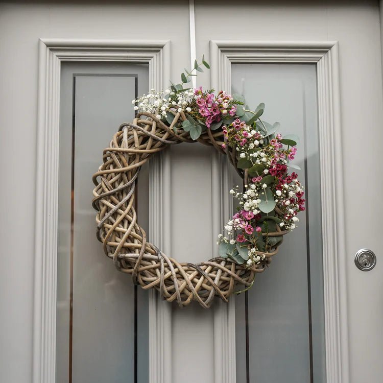 Rattan Christmas Wreath Natural & Brown - Large Quality Home Decor Garden & Outdoor Living and Gifts
