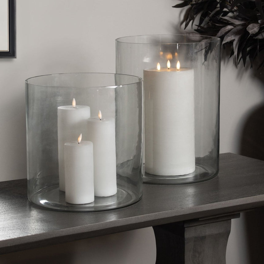Tasman Glass Cylinder Vase Medium - Glass Vases for Flowers UK Luxury Home Decor Garden & Outdoor And Gifts