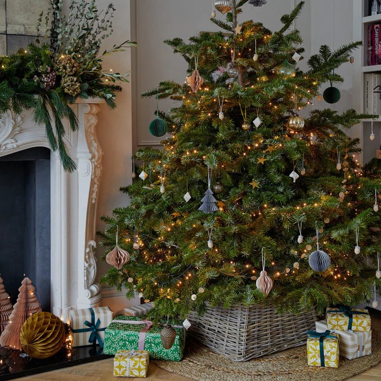 Wicker Christmas Tree Skirt - Square, Natural & Brown Quality Home Decor Garden & Outdoor Living and Gifts